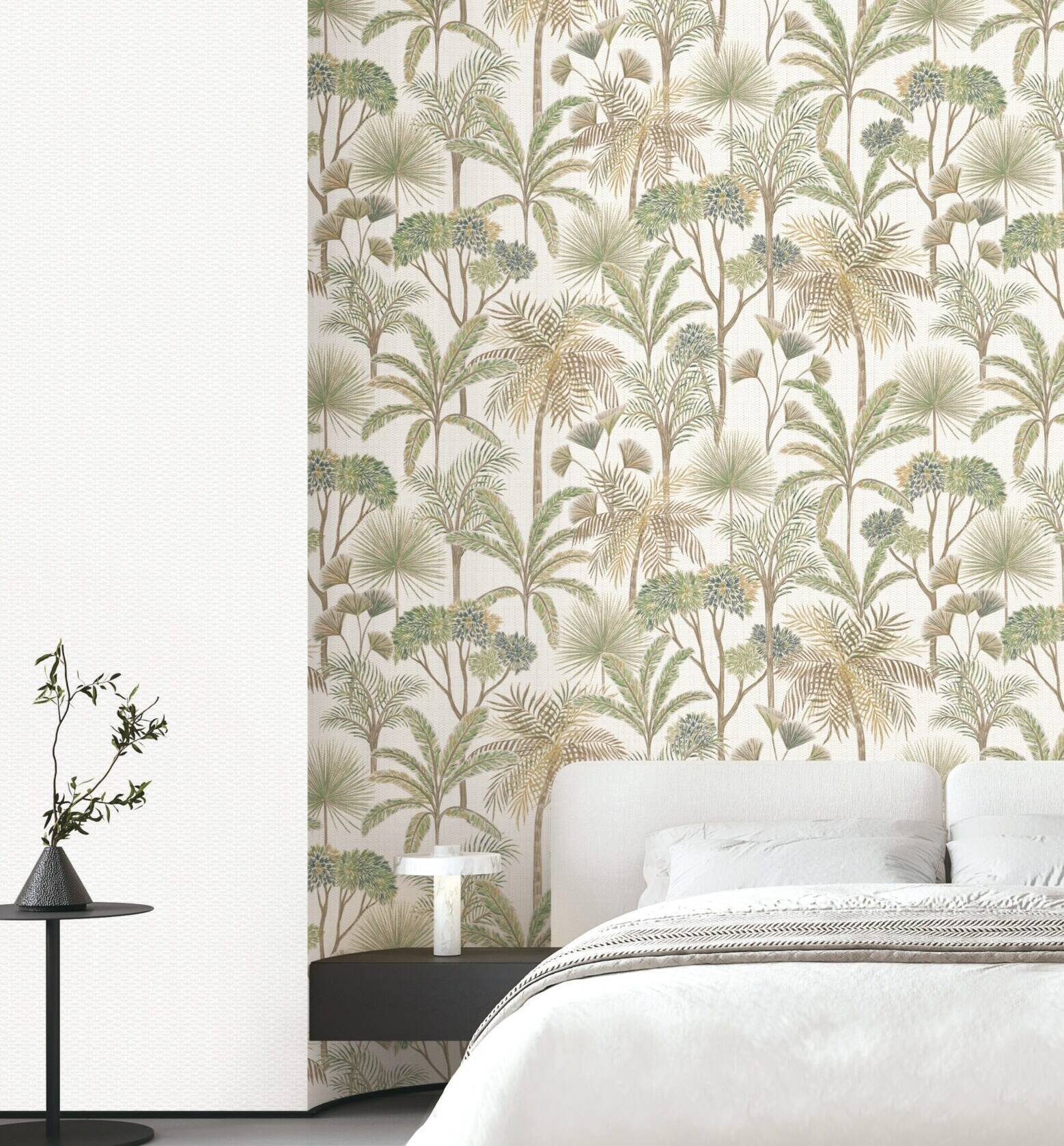 Rambling Foliage — Floral Wallpaper Dubai